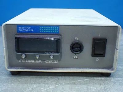 Used OMEGA CSC32 Temperature Controls Ohio US | HGR 24 #864689