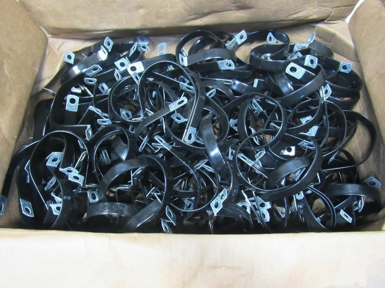 Lavanture Products COV4913Z1 Clamp 3"OD X 3/4"W Vinyl Coated Metal  Lot of 190