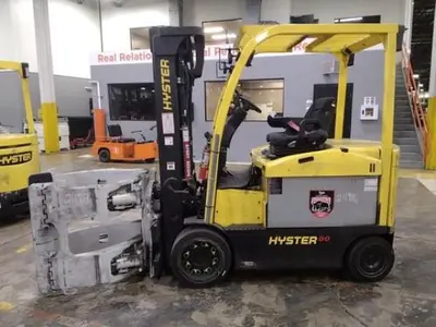 USED 2019 HYSTER E80XN