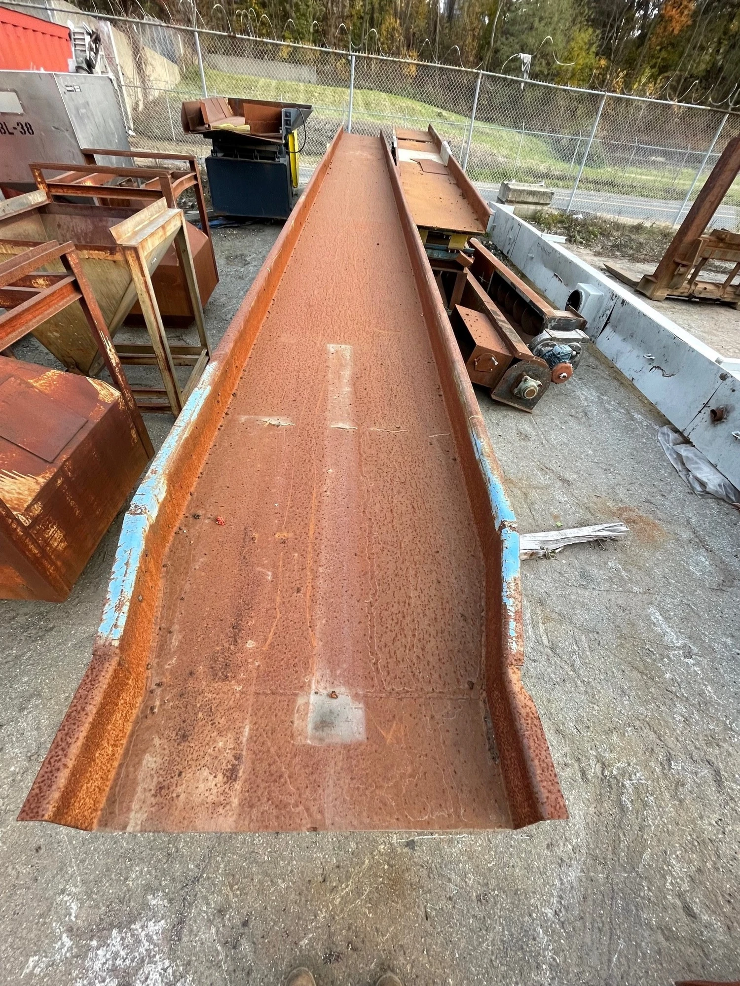 Shaker Table 35′ X 30″