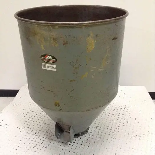 Used METAL FABRICATOR HOPPER093 Hoppers Michigan US | Ideal Machinery #582906