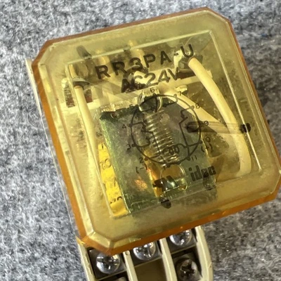 Used IDEC RR3-PAU Relays & Switches California US | Davliegogo LLC #1725417
