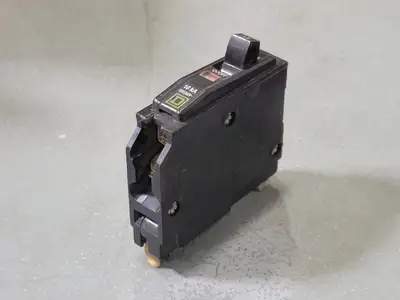 USED SQUARE D QO115