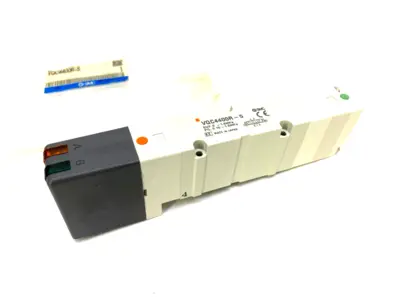 USED SMC PLUG-IN SOLENOID VALVE 5-PORT