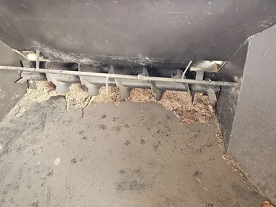 WOODCHUCK SHAVINGS SPREADER Buckets | Iron Listing (6)