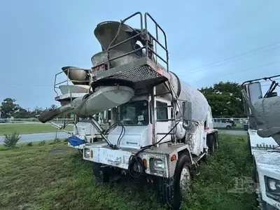 Used 2007 ADVANCE FD3000 Concrete Mixer Trucks Florida US | Big D Heavy Equipment #1556964