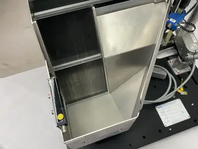 USED WEBER SCREWDRIVING GENTLE VIBRATORY STEP FEEDER SYSTEM, VERY LOW NOISE EMISSIONS