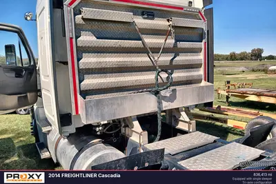 Used 2014 FREIGHTLINER CASCADIA Conventional trucks Florida US | Proxy Equipment #1384984