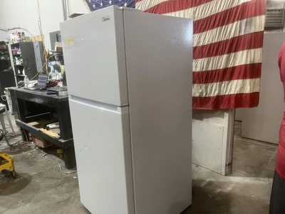 Used MIDEA FREEZER ON TOP Refrigerators Michigan US | Miedema Asset Management Group #1413773
