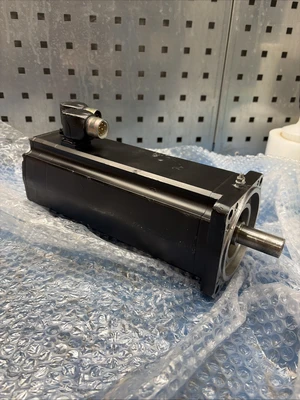 New | in-Stock Schneider SH31003P02F2000 Variable Speed Drives Indiana US | J&J Industrial Supply #1407106