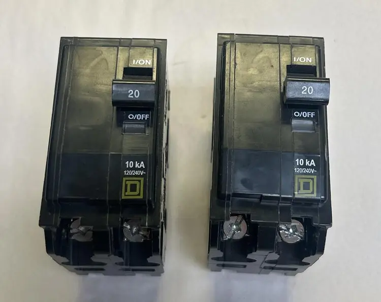 New | in-Stock SQUARE D QO220 Switchgears Ohio US | Surplus Asset Holdings #1185631