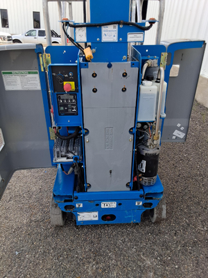 USED 2018 Genie GR-20