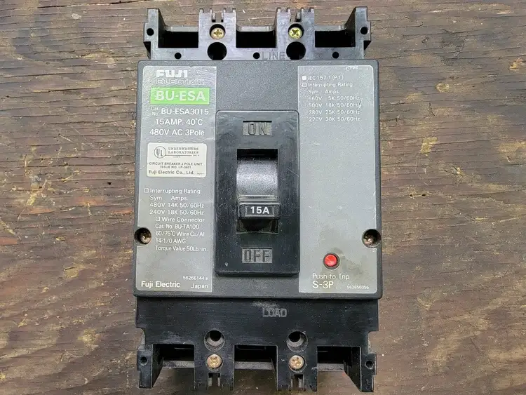 Used FUJI ELECTRIC BU-ESA3015 Switchgears British Columbia CA | Lenmark #243408