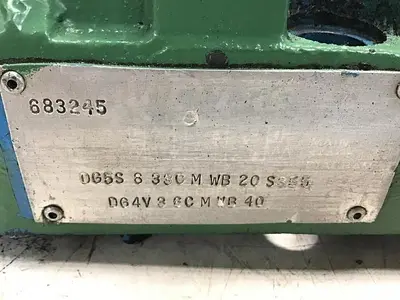 USED VICKERS DG5S833CMWB20S355