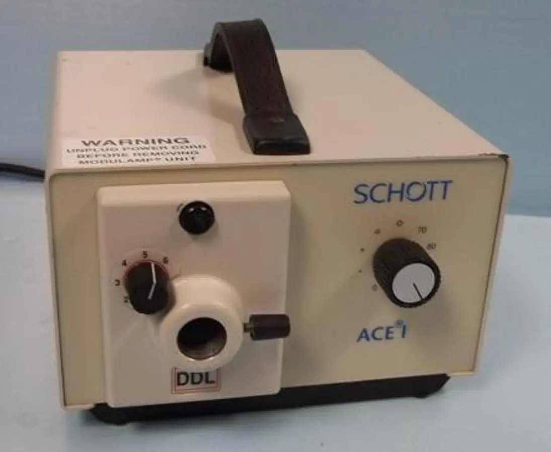 QTY. 1. SCHOTT MODULAR LAMP UNIT MODEL: ACE 1 (DDL...