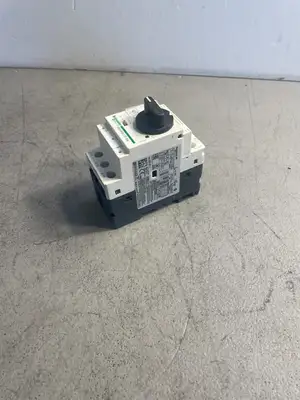 USED Schneider Electric Schneider Electric TeSys GV2-P20