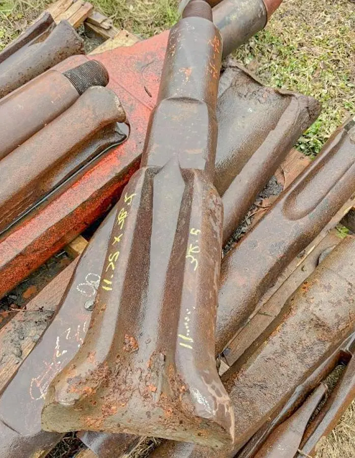 Used AFTERMARKET 11-3/4” X 36-1/2” CHISEL BIT FOR CABLE TOOL DRILLING Tool Bits Pennsylvania US | East West Machinery & Drilling #1417973