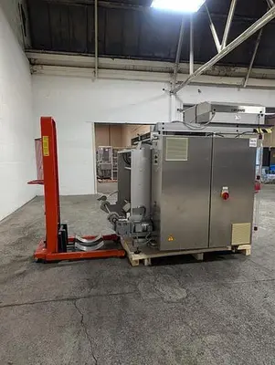 Klockner model LA-500 vertical strip packager