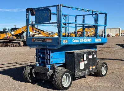 USED 2015 GENIE GS-3369 RT