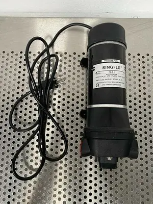 USED SINGLO FL-41 WATER SYSTEM PRESSURE DIAPHRAGM PUMP 4.5 GPM 17L / MIN