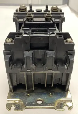 Used ALLEN-BRADLEY 500L-B0D92 PLC Contactors Ohio US | Surplus Asset Holdings #1234493