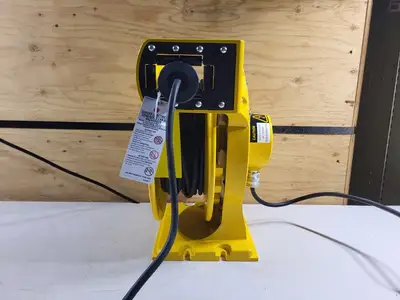 New | in-Stock HUBBELL HBLI45163LEDY Cable & Wire British Columbia CA | Lenmark #250661