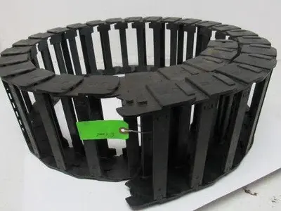 Igus 35.3.250 7" x 1-1/2" ID Drag Chain Cable Energy Chain 6'