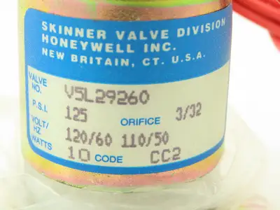 Honeywell Skinner V5L29260 Solenoid Valve 120VAC 125 PSI V5 Series