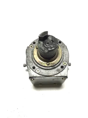 ALLEN-BRADLEY SER. F 50-1000RPM SPEED SWITCH 808-M3