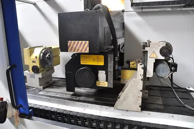 USED JONES & SHIPMAN PROGRIND 1267 EASY