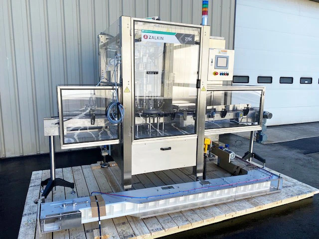 Used _UNKNOWN_ _UNKNOWN_ Cappers Chuck - Single Head Connecticut US | Litchfield Packaging Machinery #685748