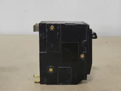 USED SQUARE D QO230