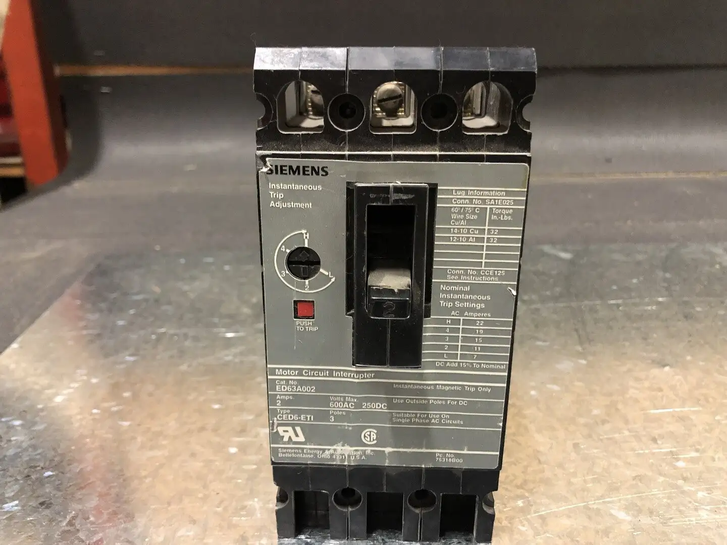 USED SIEMENS ED63A002