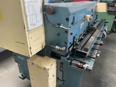 USED AMADA M-2060
