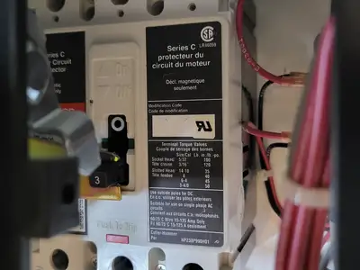 0.5 hp, 600V, 3A, 3-Ph FVNR Starter, Size 1 Bucket for Freedom 2100 MCC Frame