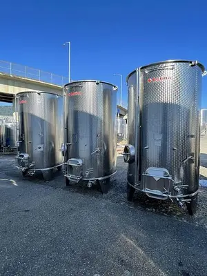 New Stock Letina Closed Top and Variable Capacity Jacketed Fermenter/Storage Tanks