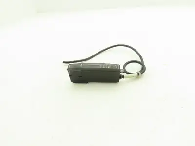 Omron E2CY-SD11 Non-Ferrous Metal-Detecting Proximity Sensor