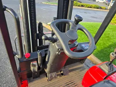 USED 2015 RAYMOND 470-C50HMTT