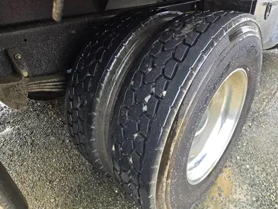 USED 2020 KENWORTH T270