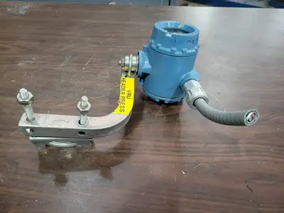 USED ROSEMOUNT 300S3AAK6M8B4