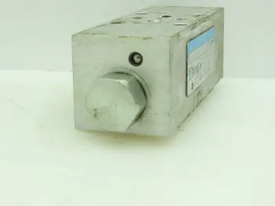 Dynex S8642-D03-AB-V-21 Hydraulic Dual Check Sandwich Valve 12GPM  3000 PSI D03