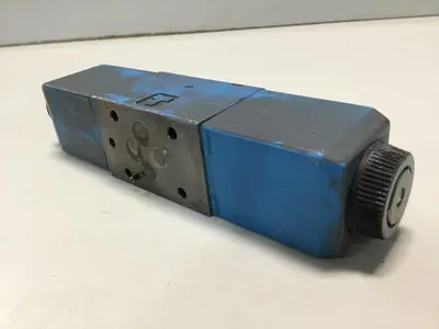 USED VICKERS DG4V-3-6C-M-U-HL7-60