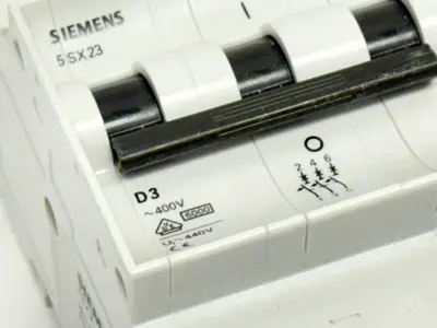 5SX23-D3 | Siemens  Circuit Breaker 3A 400V 3-Pole - Used
