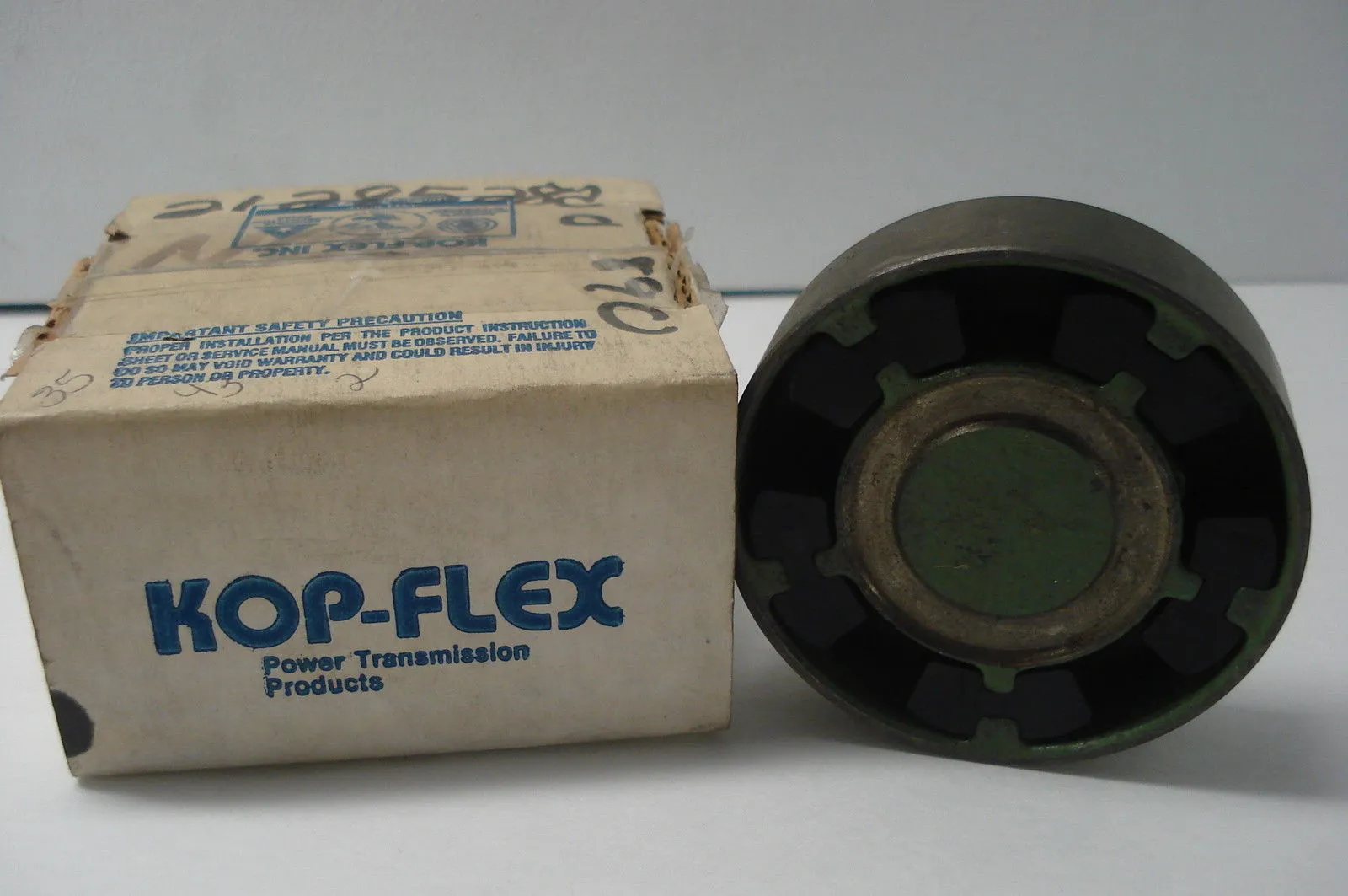 NEW KOP-FLEX HUB FEMALE HUB 662384126174 SIZE 113