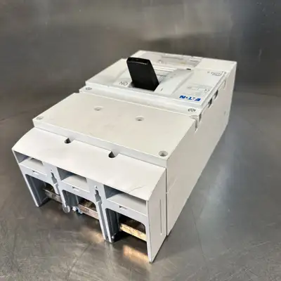 EATON NZM 4 Circuit Breaker NZMH4-AE-VE (BIN-2.5.5)
