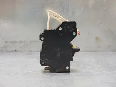 15 Amp, 1 Pole, 240 volts Circuit Breaker