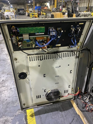 USED 2006 FANUC R-2000iA/200T + R-J3iB