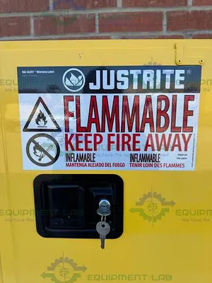 USED JUSTRITE 4 GALLON FLAMMABLE LIQUID STORAGE CABINET W/ SOFT CLOSE DOORS, KEY