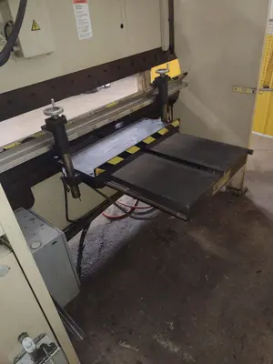 90 TON X 8' CINCINNATI MODEL 90CBX6 HYDRAULIC PRESS BRAKE: STOCK #16451