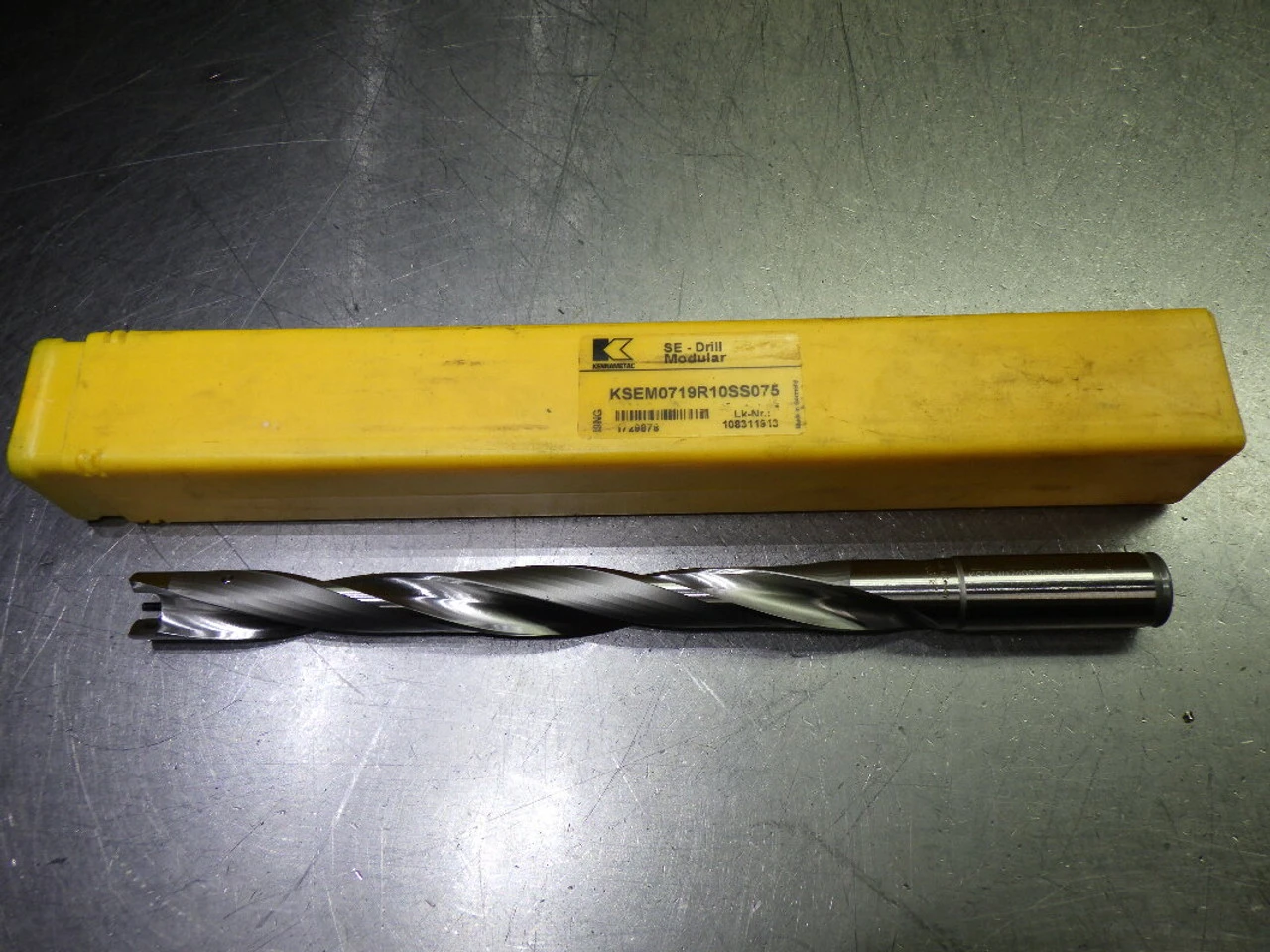 Kennametal 23/32 Coolant Thru 10xD Drill 3/4" Shank KSEM0719R10SS075 (LOC2214)